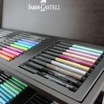 Canetas-Pitt-Faber-Castell-Estojo-de-Madeira-com-90-Cores-167400-2-